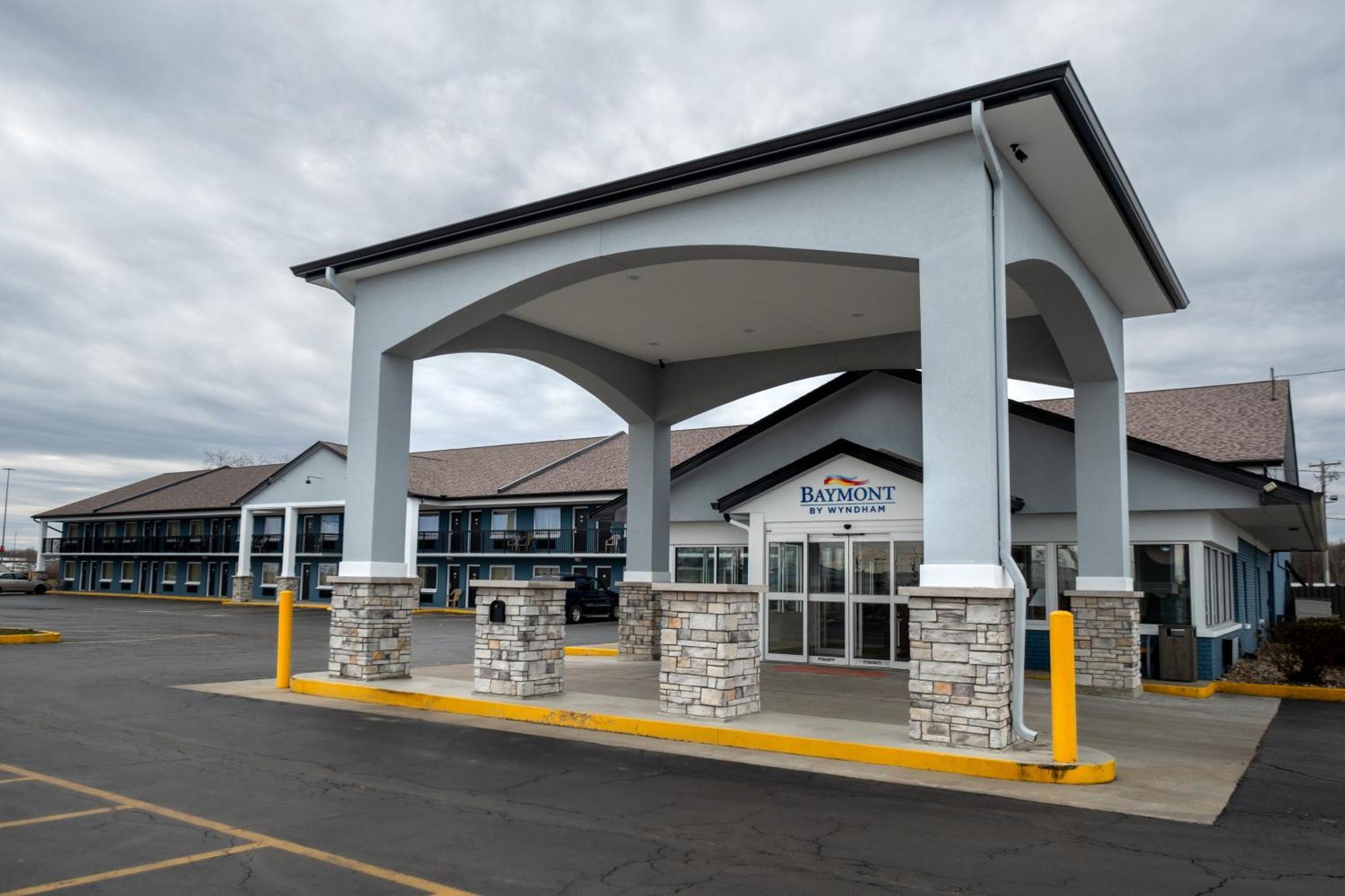 Hotel Baymont By Wyndham Effingham Exterior foto